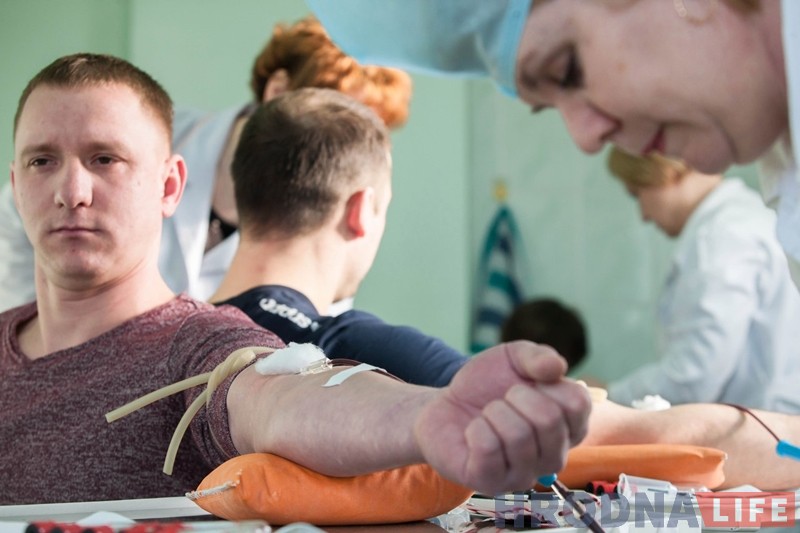 В Скиделе около 200 человек пришли сдать кровь для женщин, пострадавших во время взрыва на сахарном заводе В Скиделе около 200 человек пришли сдать кровь для женщин, пострадавших во время взрыва на сахарном заводе