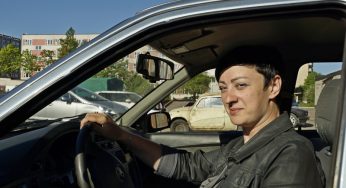 Женщина рулит. Как жительница Гродно работает инструктором в автошколе