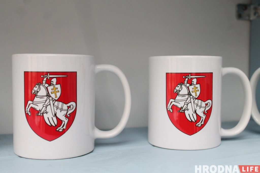 В Гродно открылась “Адметнасць” – магазин с национальной символикой