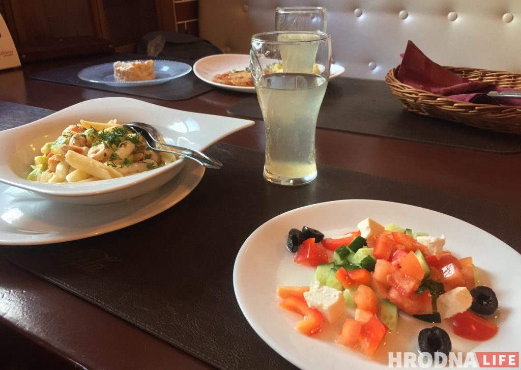 Тайный гость в гродненских кафе: обед в "Ретро Пицца"