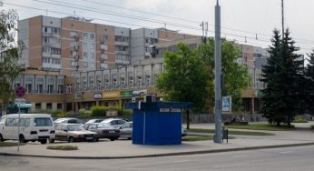 На улице Дзержинского поставят два светофора и вернут остановку «Аптечный склад»