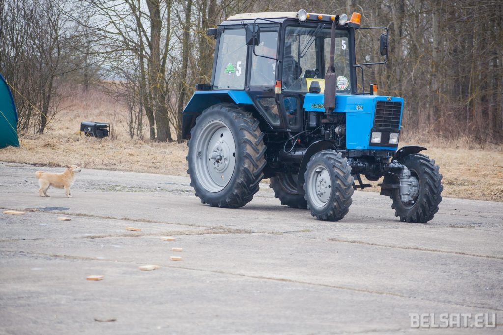 Большой фоторепортаж: на Гродненщине прошел трактор-квест Большой фоторепортаж: на Гродненщине прошел трактор-квест