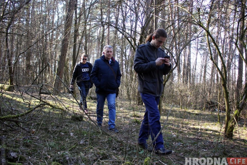 «Должен быть хоть какой-то крест». Гродненцы собирают информацию о расстрелах в Пышках «Должен быть хоть какой-то крест». Гродненцы собирают информацию о расстрелах в Пышках