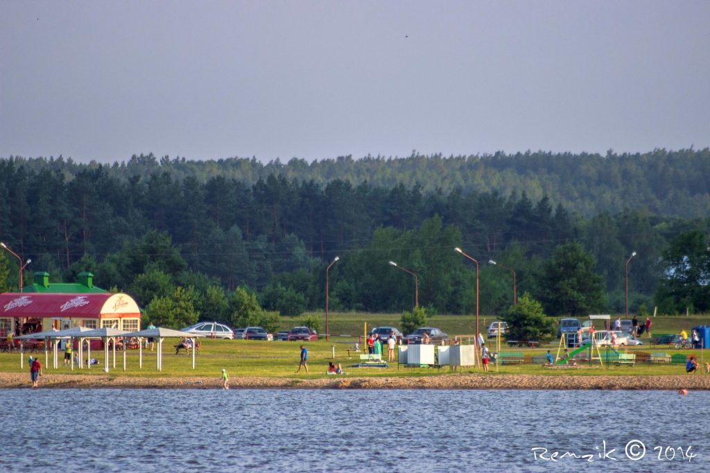 В Гродно запретили купаться на Юбилейном озере. Где можно? Юбилейное озеро. Иллюстративное фото