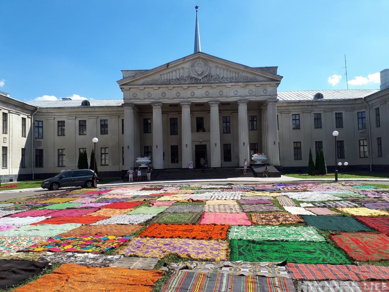 Новый замок гродно фото