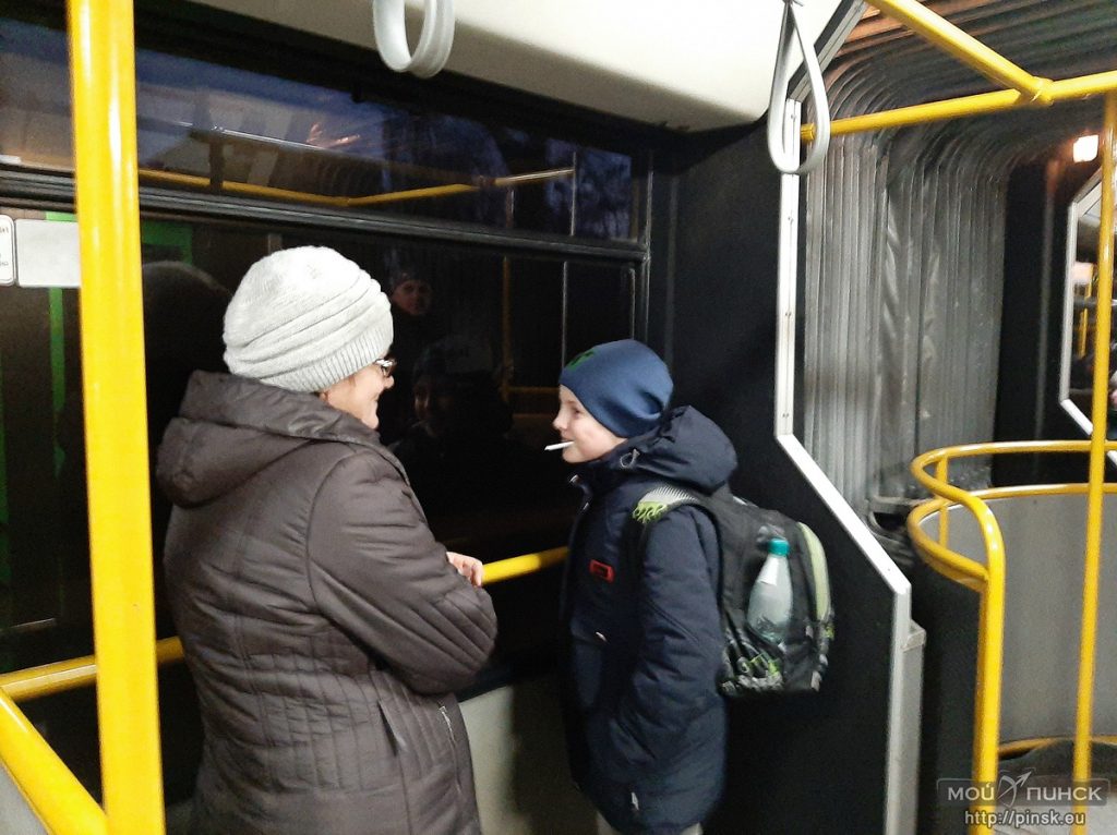 школьник в Пинске справка