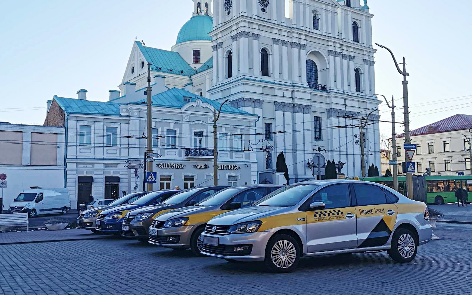 Яндекс.Такси запускает в Гродно тариф «Комфорт». Сколько это стоит?