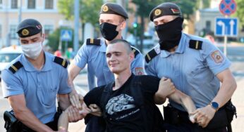 «Гордимся их поступками». Родные и друзья про задержанных во время акции солидарности гродненцев