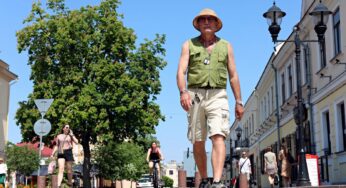 «Одевайся модно и не жалей денег на друзей и женщин». Гродненец Анатолий Пожаров про свой уличный стиль