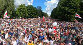 ФОТО: Почти 10 тысяч гродненцев пришли на пикет Тихановской в Гродно