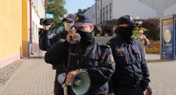 “В Гродно — более мягкие методы”. Почему в регионе показательно задерживают директоров и начальников