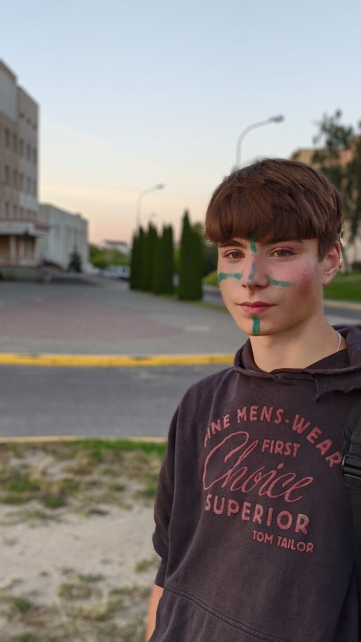 Задержанного на протесте 16-летнего студента ждет комиссия по делам несовершеннолетних