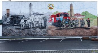 Гродненский художник сделал роспись на здании областного МЧС