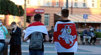 Историки Беларуси направили обращение «Наш сцяг» в Генпрокуратуру