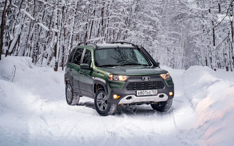 Гродненские поликлиники купят внедорожники на 370 000 рублей: COVID-бригады  «наматывали» до 300 км в день