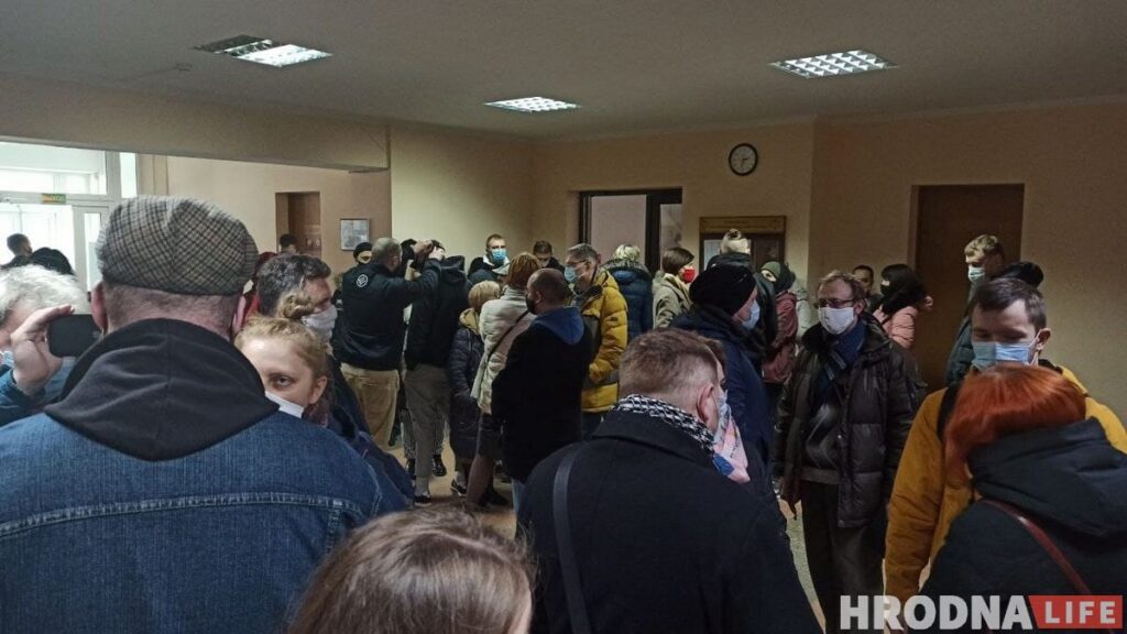 Суд над Игорем Банцером снова перенесли. Он голодает всухую уже 10 сутки