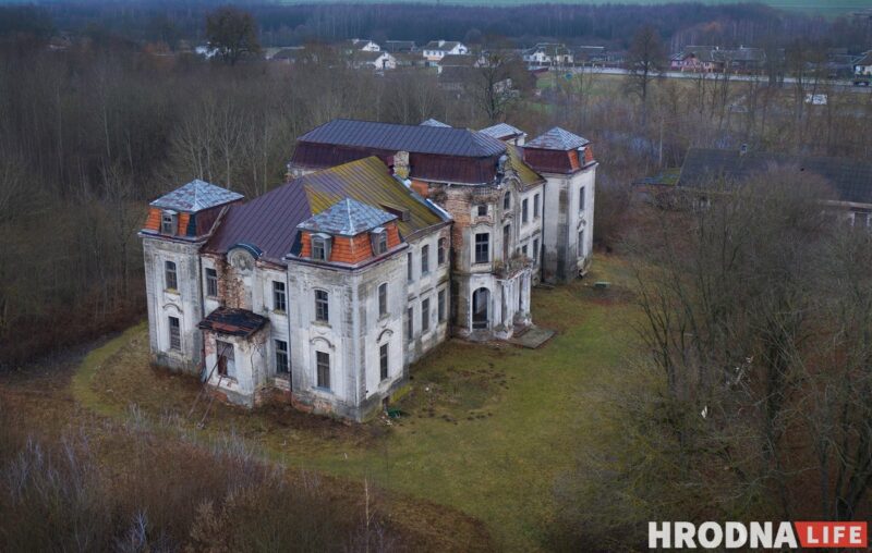 Дворец в Желудке выставят на торги. Однажды его уже продавали Дворец в Желудке выставят на торги. Однажды его уже продавали