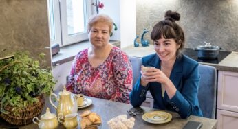 Японские сюжеты и жёлтый кирпич. Дизайнерка — о жизни нескольких поколений в одной квартире