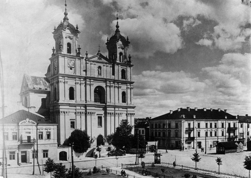 "Многие семьи в то время уезжали, но мы остались". 89-летняя гродненка о жизни в Подпереселке во время поляков, немцев и советов