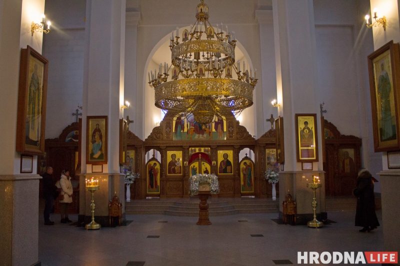 Как украсили гродненские храмы перед православным Рождеством