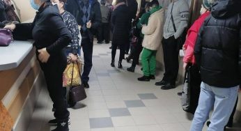 Поликлиники Гродно впервые работали в выходные. Что там происходило, и какая ситуация сейчас