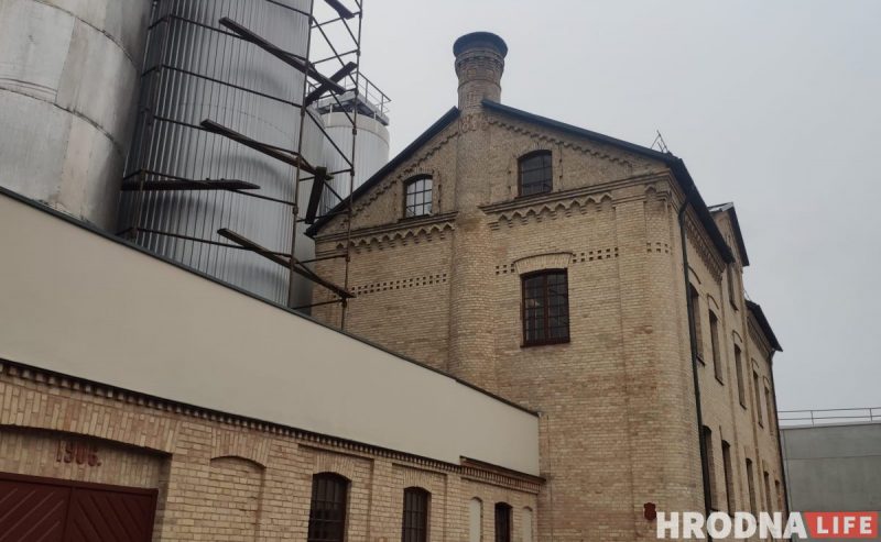 Исторические здания на территории завода