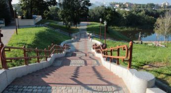 10 биотуалетов появится в Коложском парке: их обещают чистить