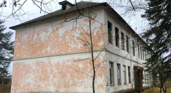 На Фолюше снова продают здания бывшей воинской части. Цену снизили в несколько раз
