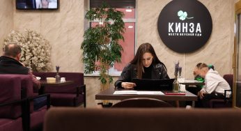 Узбекский плов и фермерское мясо для шаурмы. На Дзержинского открылось новое кафе «Кинза»