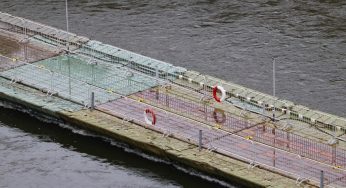 В Гродно — новая фотозона. Как горожане встретили понтонный мост