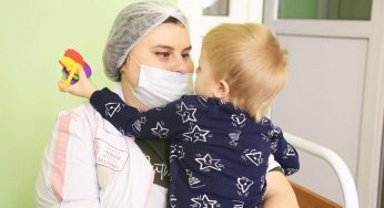 В Гродно возобновили проект «Няня вместо мамы». Чем он занимается и как ему помочь