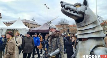 В Гродно — с Масленицей, в Вильнюсе — с шествием. Сравнили, как отпраздновали Казюки в двух городах