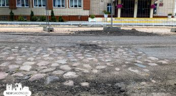 Брусчатку под асфальтом отыскали на еще одной улице в Гродно