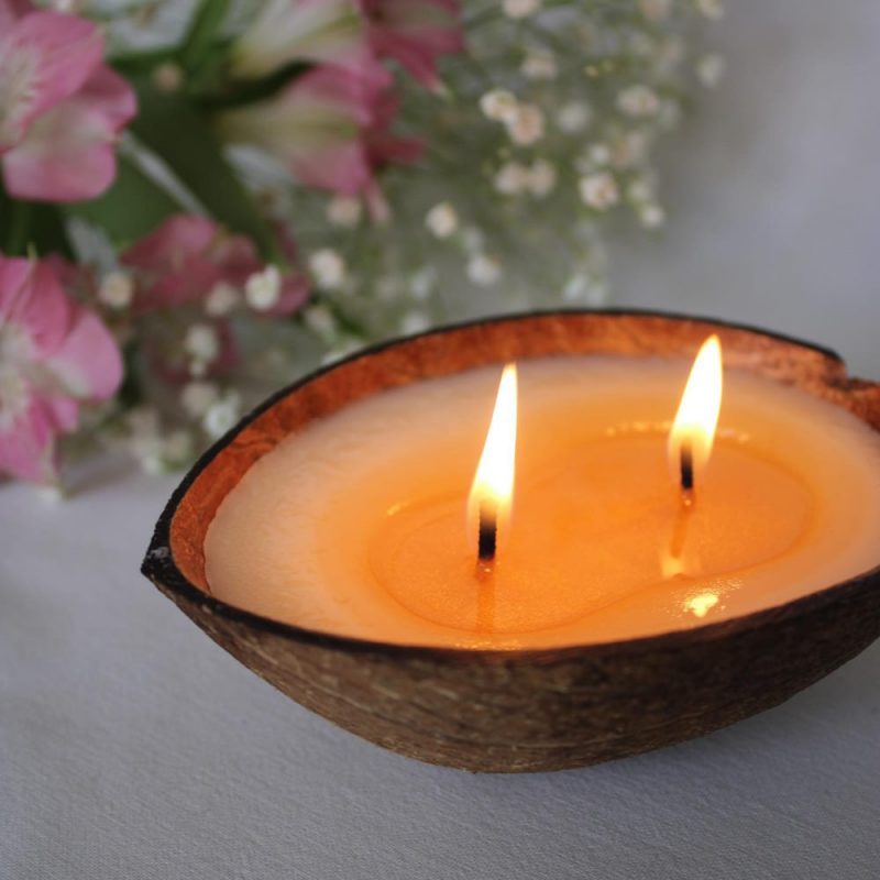 Свеча в кокосе ручной работы - заказать в Гродно