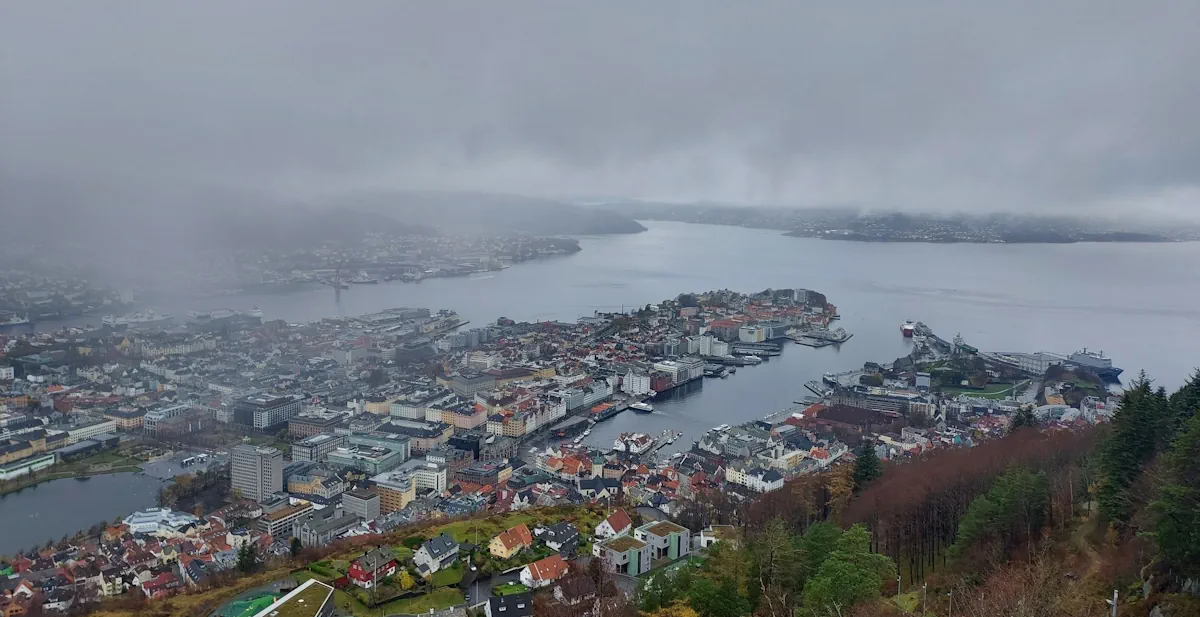 Берген - город в Норвегии, где тоже живут белорусы