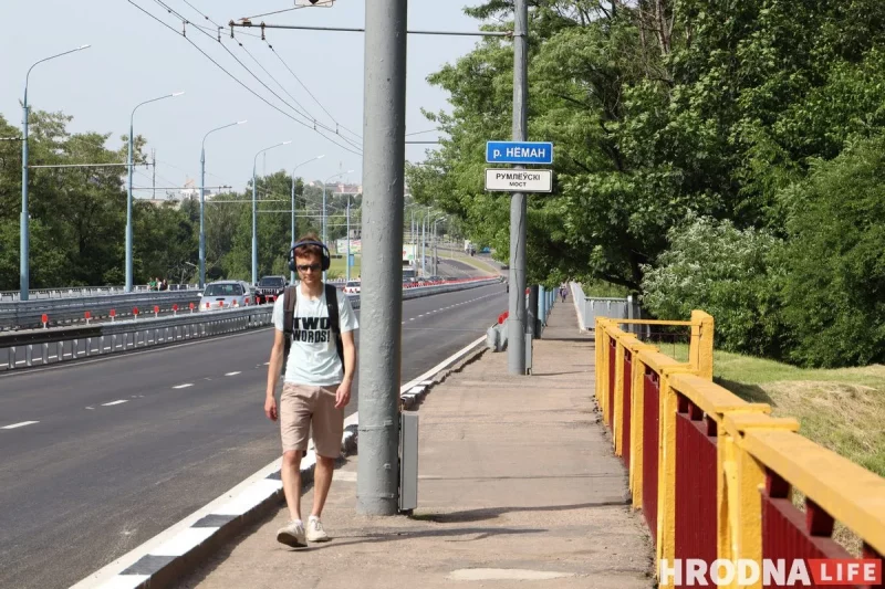 Румлевский мост опять будут ремонтировать - до мая ограничат движение пешеходов Румлёвский мост