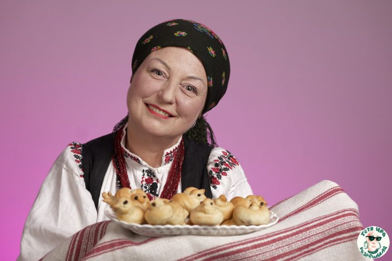 Ирина Новик и булочки-жаворонки на весеннее равноденствие