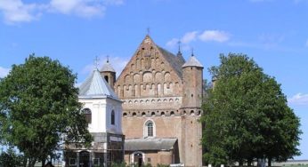 Настоятеля церкви в Сынковичах хотели наказать за самовольное строительство