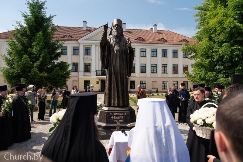 В Гродно открыли памятник митрополиту Филорету.