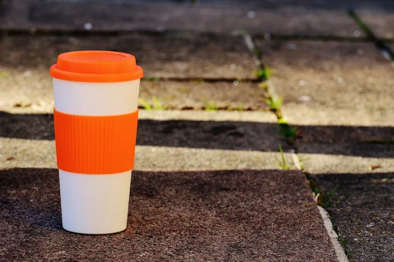 Многоразовая кружка для кофе - узнайте, где можно купить кофе в свою кружку в Гродно. Фото: Alexas Fotos, Pixabay