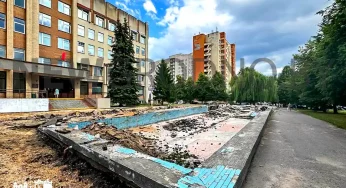 Строительная техника на Врублевского: начали демонтаж чаши бывшего фонтана