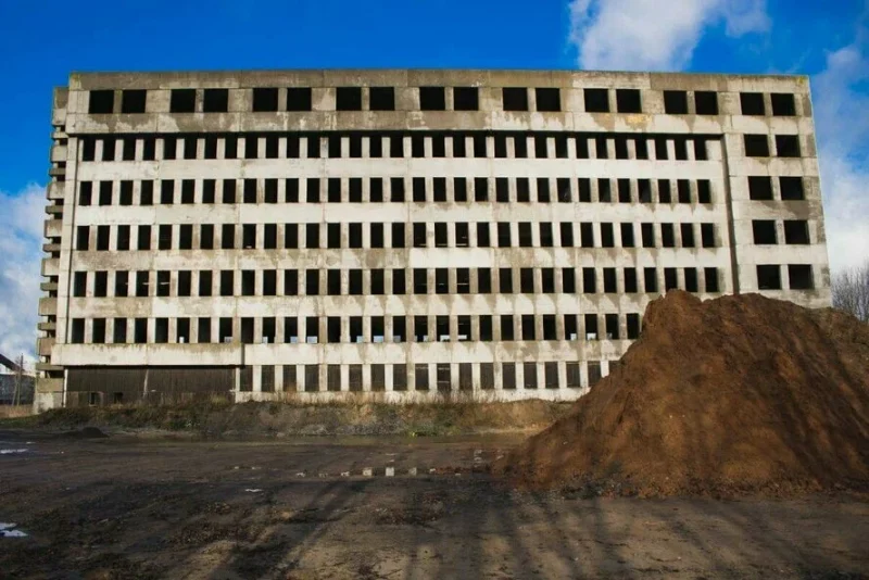 Недостроенная гостиница в Сморгони. 7