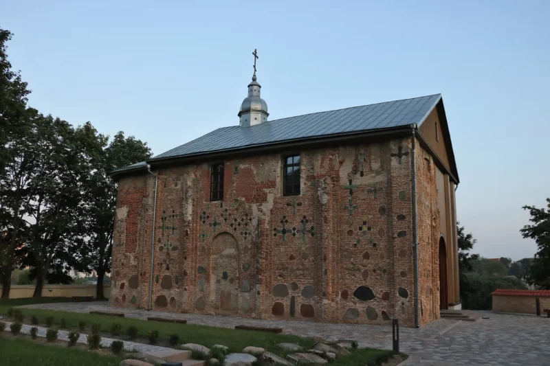 Белорусов спросили про лучшие туристические направления. Вот какое место занял Гродно Коложа, Борисоглебская (Коложская) церковь - популярное туристическое место Гродно