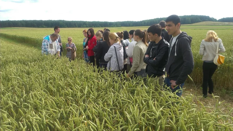 студенты аграрного университета