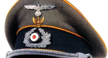 Для слонимской школы закупают униформу Третьего рейха