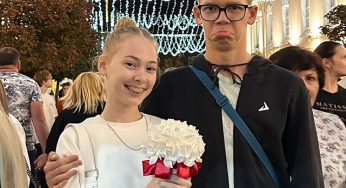 «Примеряю его фамилию в паспорте». Нашли девушку, чей парень поймал букет невесты на День города в Гродно