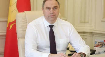 Реконструкция гостиниц, строительство ФОК и покупка слона. Что Караник обещал сделать для развития региона, но так (пока) и не реализовал