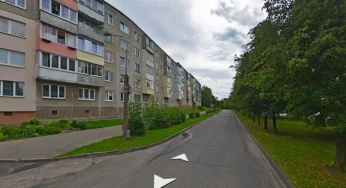 На Домбровского собираются осветить пешеходные дорожки