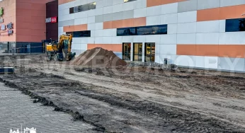 OldCity расширяется: у торгового центра строят павильоны для новых кафе и магазинов