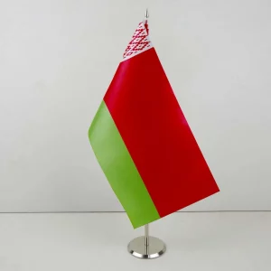 Белнефтепродукт хотел подзаработать на госсимволике – и завысил стоимость флажков в 8 раз  Белнефтепродукт хотел подзаработать на госсимволике – и завысил стоимость флажков в 8 раз